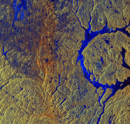 a clickable image link of the Manicouagan Crater, Canada, leading to the ESA Space in Images website
